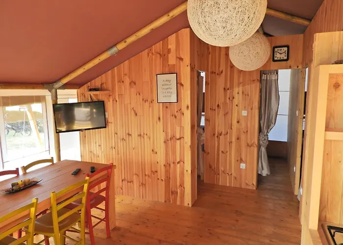 Luksusowy namiot Drago Tours Tent Joy Safari, Lanterna *