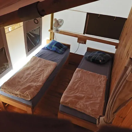 Drago Tours Tent Joy Safari, Lanterna